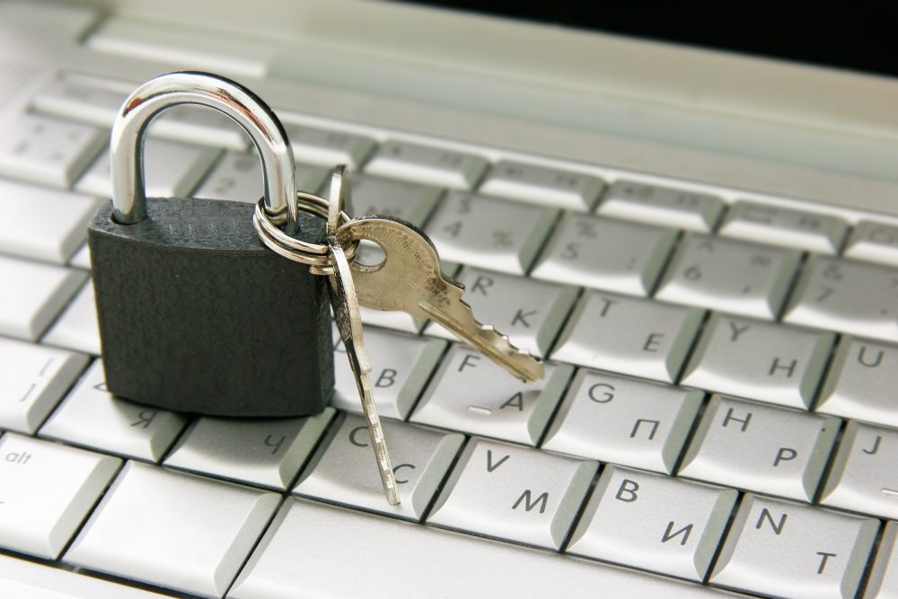 Une nouvelle attaque informatique d&rsquo;envergure mondiale sème la panique